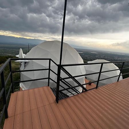 Hotel Signagi Glamping Exterior foto