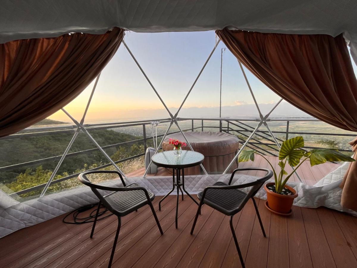 Hotel Signagi Glamping Exterior foto